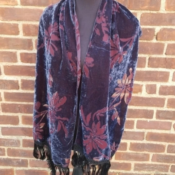 Velvet burn out‎ scarf - Picture 7 of 9